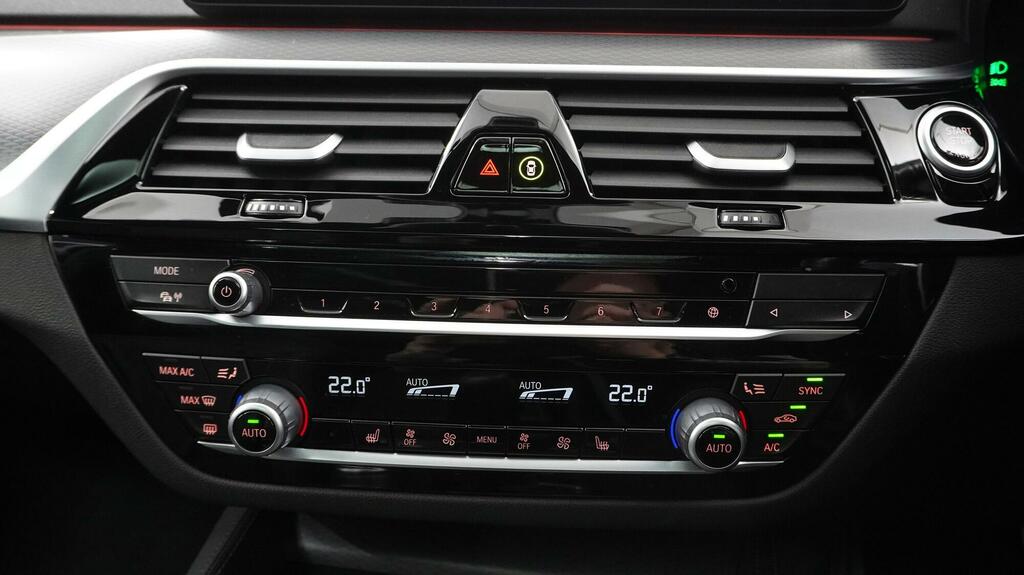 BMW 5 Series 530E Xdrive M Sport Grey #26