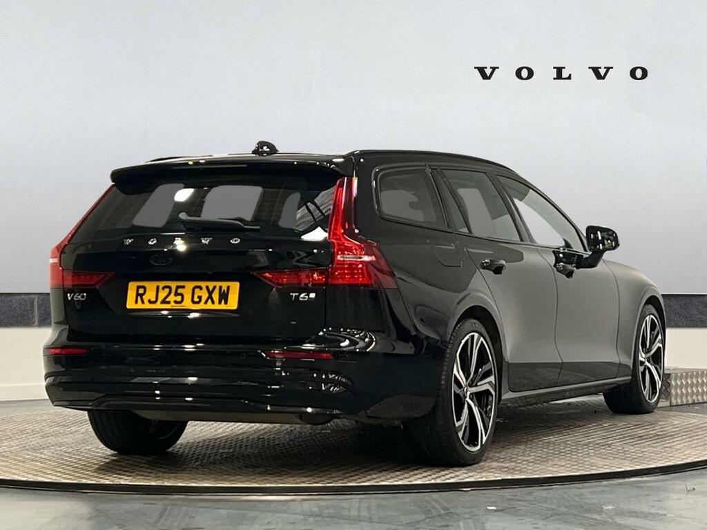 Volvo V60 Cross Country 2.0 T6 350 Phev Plus Dark Awd Black #2