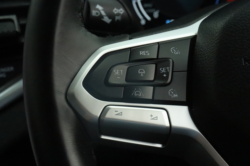 Volkswagen Amarok 2025 25 2025 Black #17