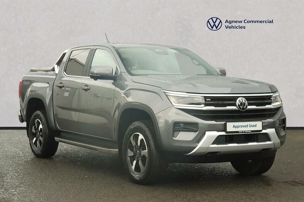 Volkswagen Amarok 2025 25 2025 Black #1