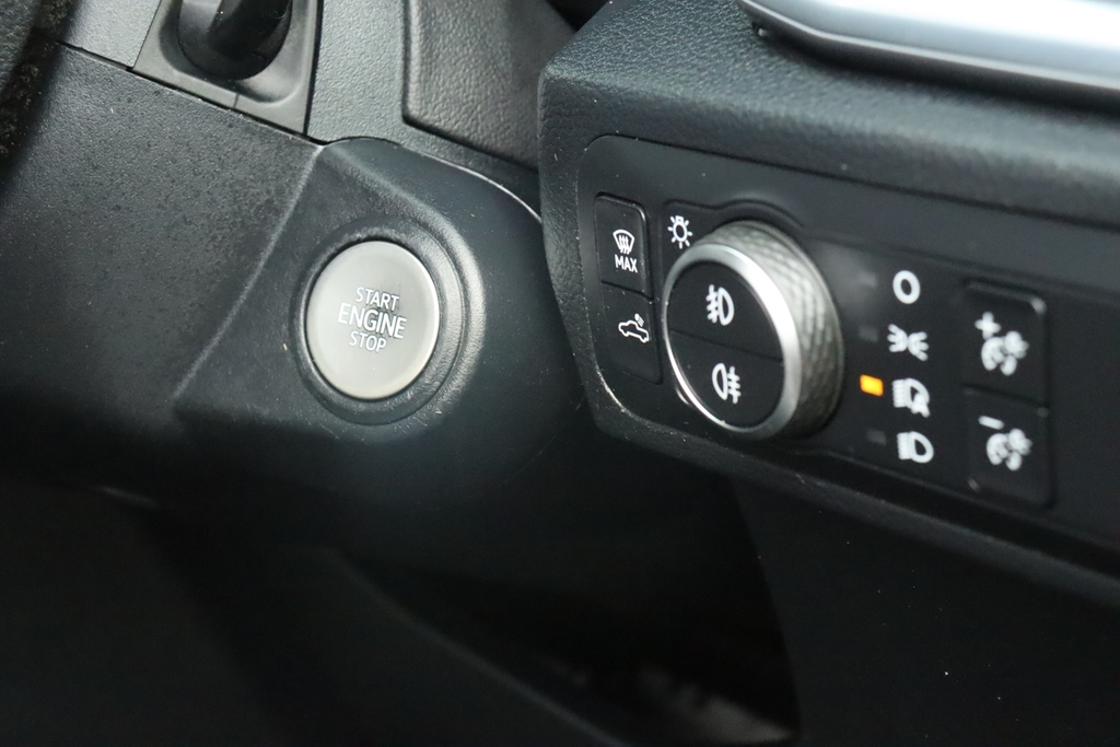 Volkswagen Amarok 2025 25 2025 Black #28