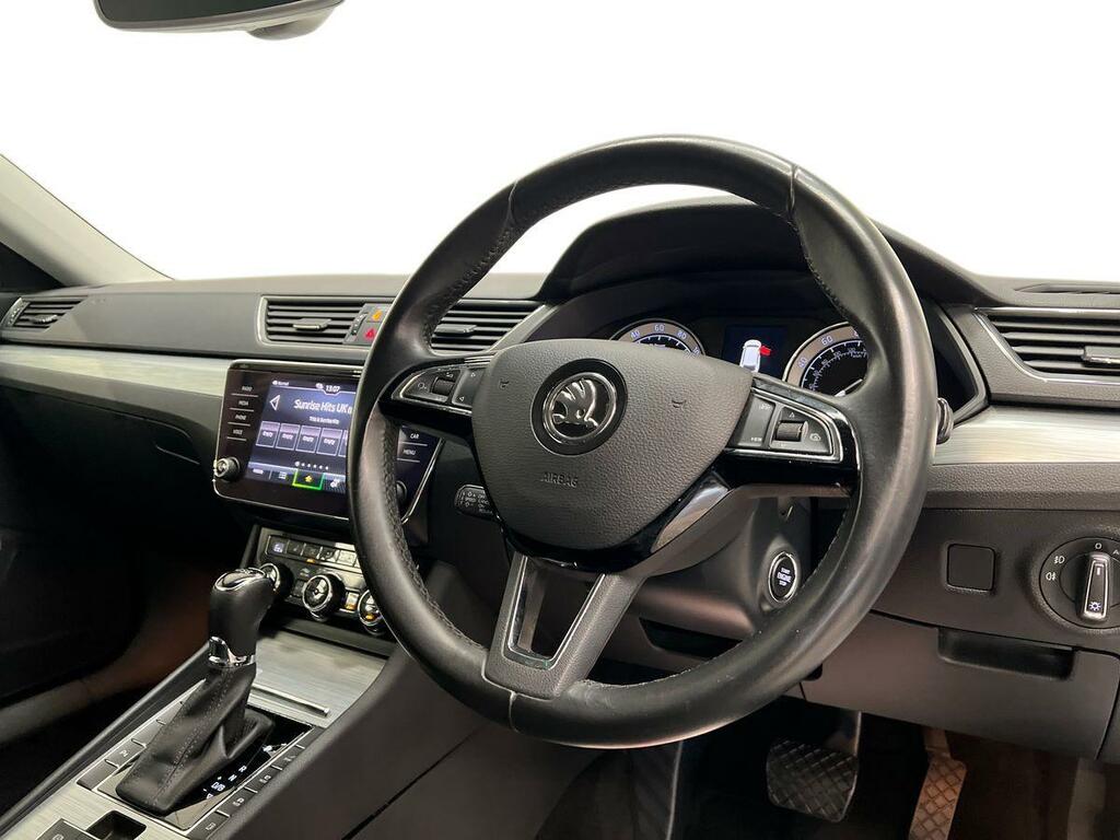 Skoda Superb 1.5 Tsi Act Sportline Plus Hatchback Ds Black #6