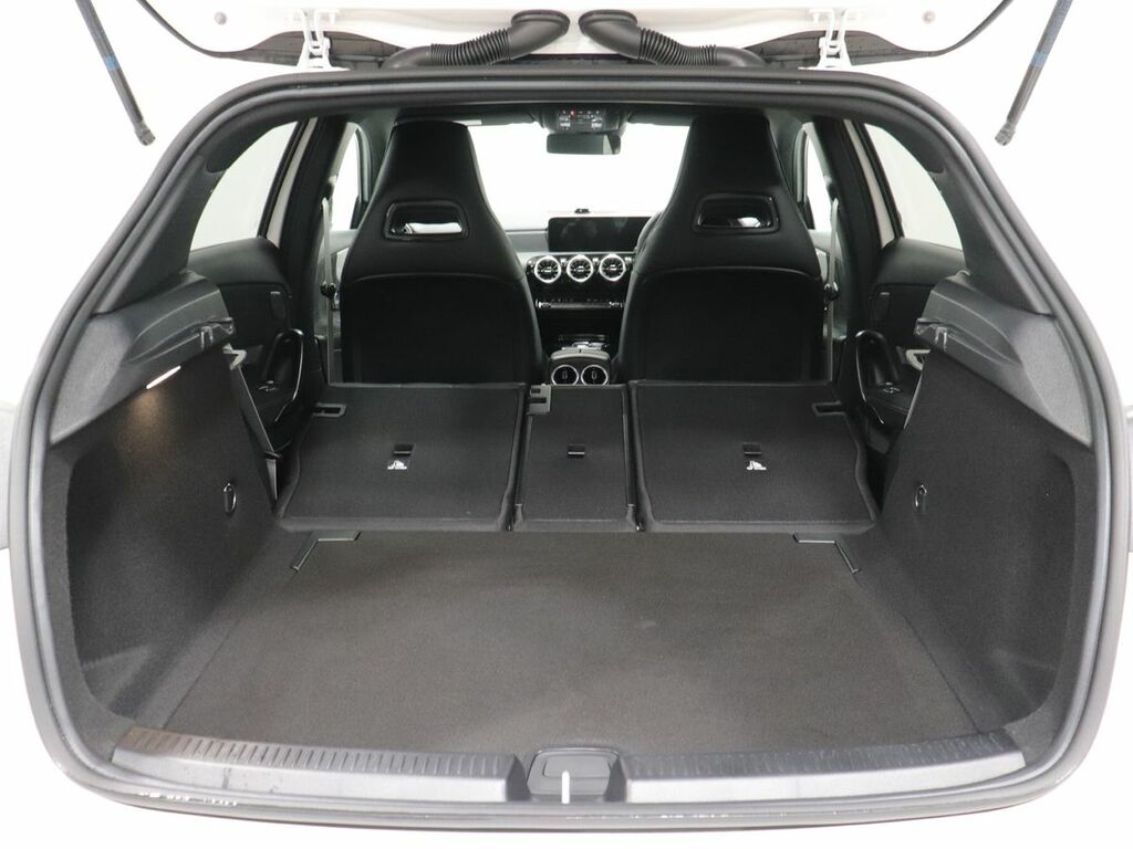 Mercedes-Benz A Class A200 Amg Line Premium 2026 Black #26