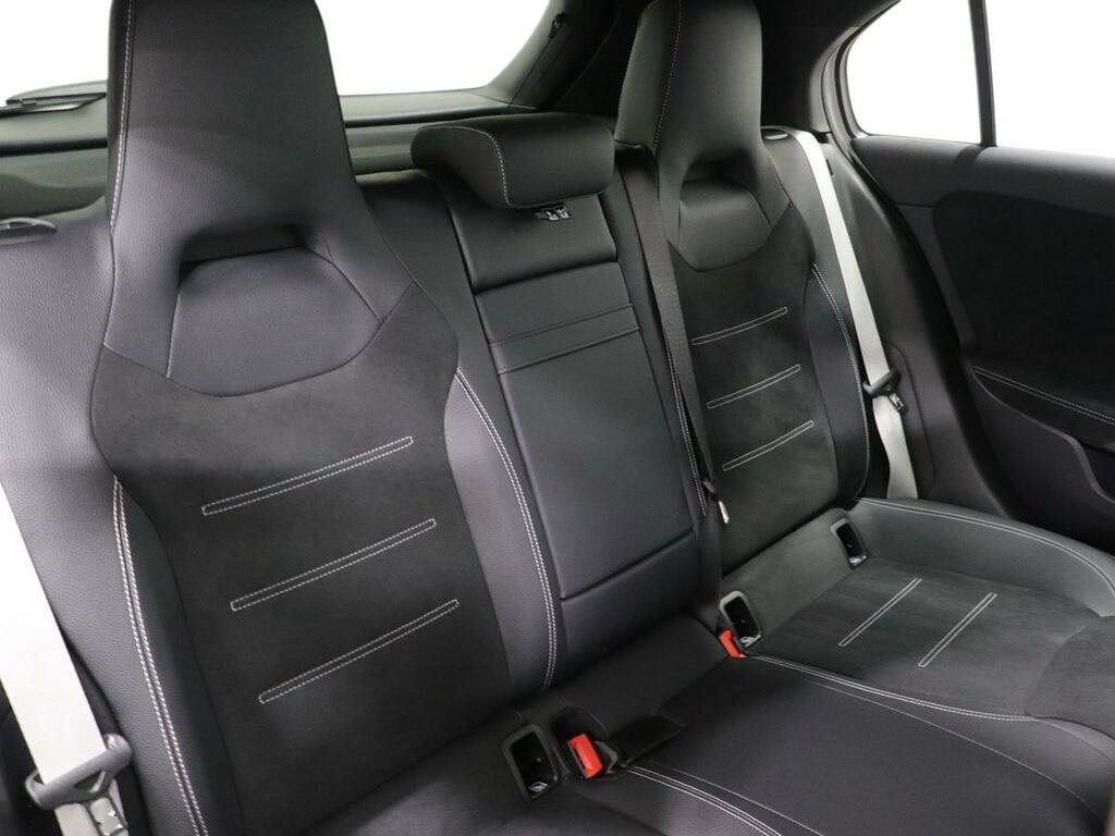 Mercedes-Benz A Class A200 Amg Line Premium 2026 Black #10