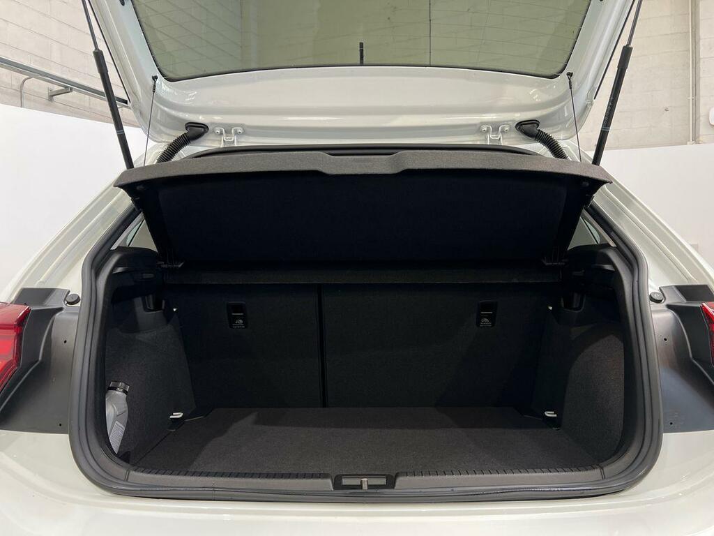 Volkswagen Polo 1.0 Tsi R-line Grey #10