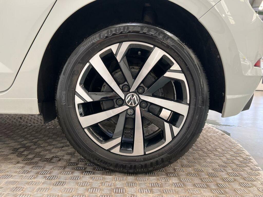 Volkswagen Polo 1.0 Tsi R-line Grey #25