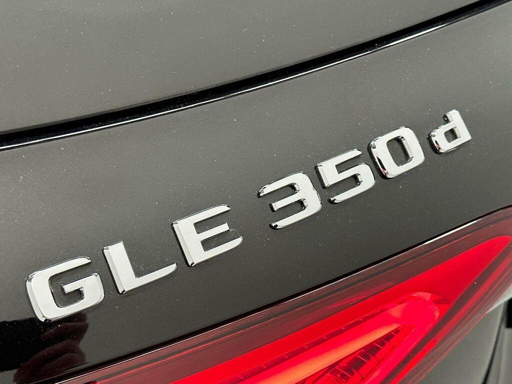Mercedes-Benz GLE Class 2.0 Gle 300 D 4Matic Amg Line 242 Bhp Black #27