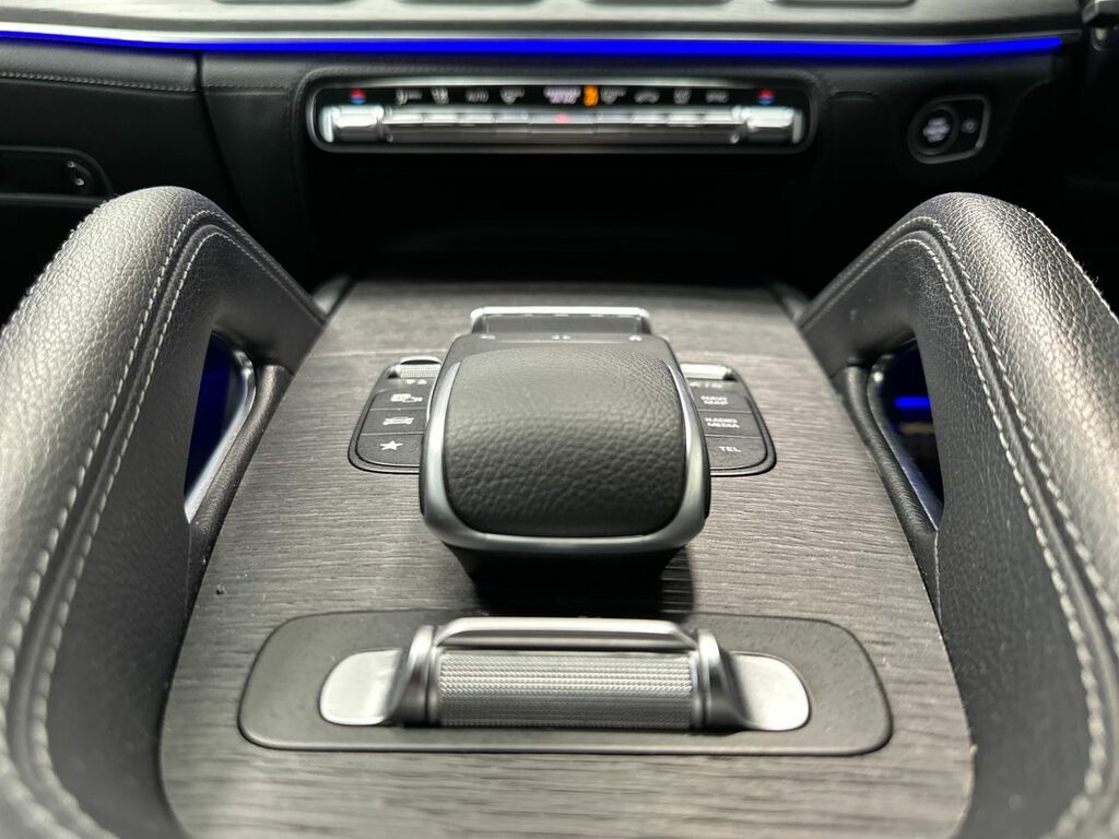 Mercedes-Benz GLE Class 2.0 Gle 300 D 4Matic Amg Line 242 Bhp Black #36