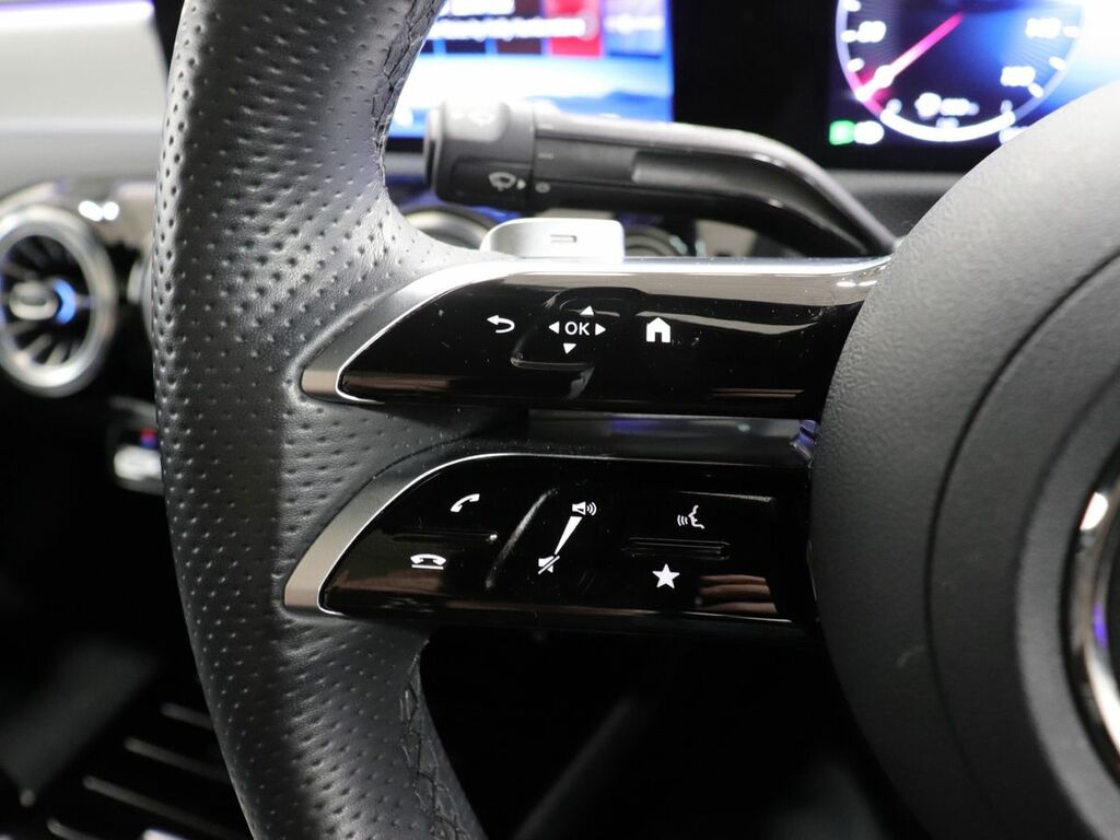 Mercedes-Benz CLA Class 200H Mhev Amg Line Premium Plus Coupe Black #35