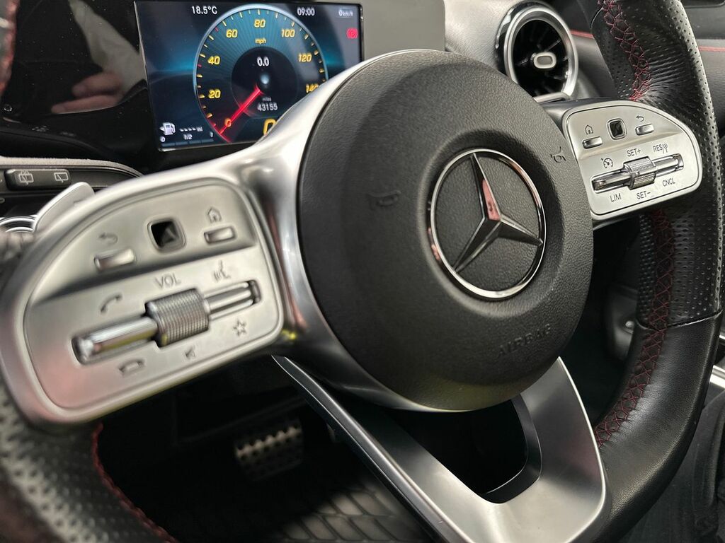 Mercedes-Benz GLB Class 1.3 Glb200 Amg Line Premium 2 Suv 7G- Blue #35