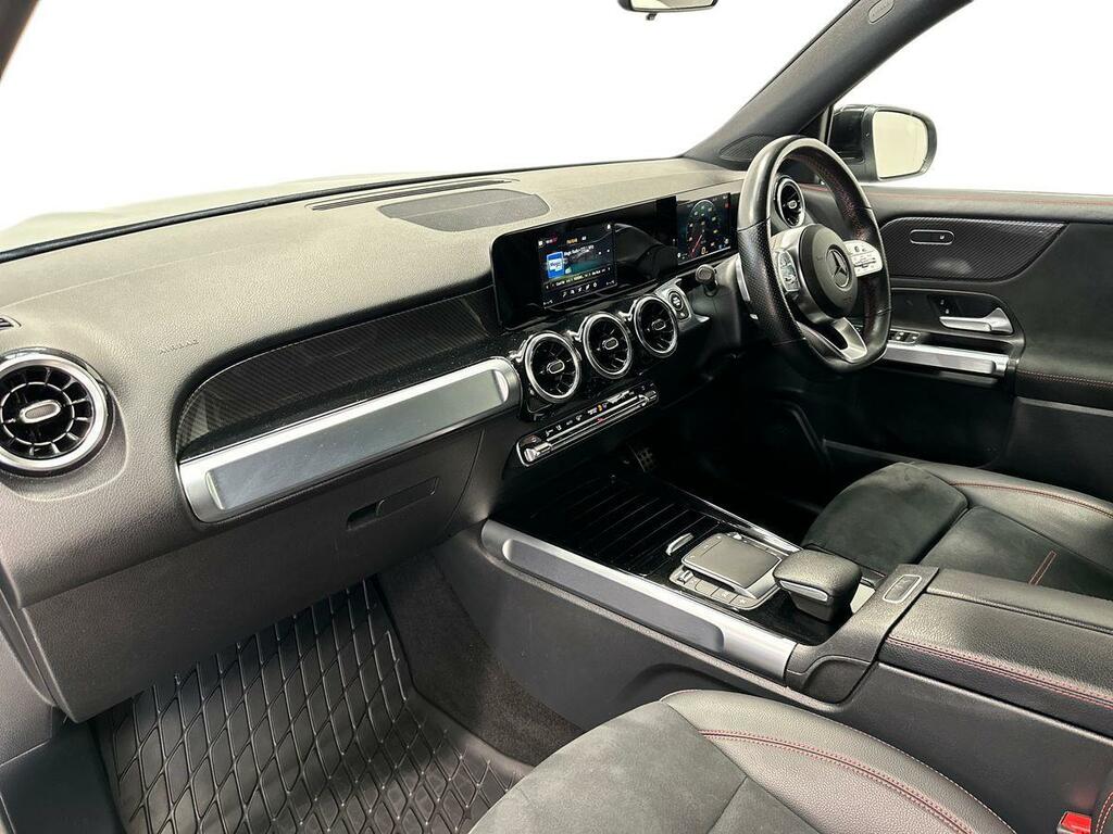 Mercedes-Benz GLB Class 1.3 Glb200 Amg Line Premium 2 Suv 7G- Blue #3
