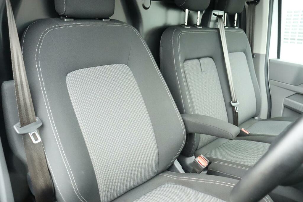 Volkswagen E-Transporter T32 Kombi Commerce Plus Swb 136 Ps 65 Kwh Grey #27