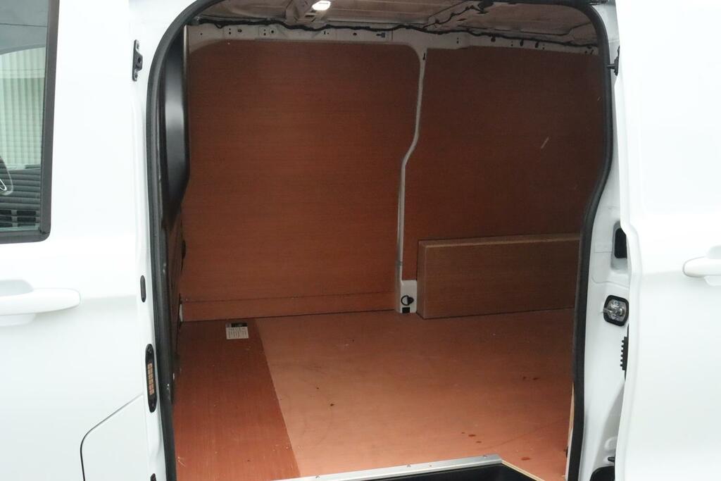 Volkswagen E-Transporter T32 Kombi Commerce Plus Swb 136 Ps 65 Kwh Grey #14