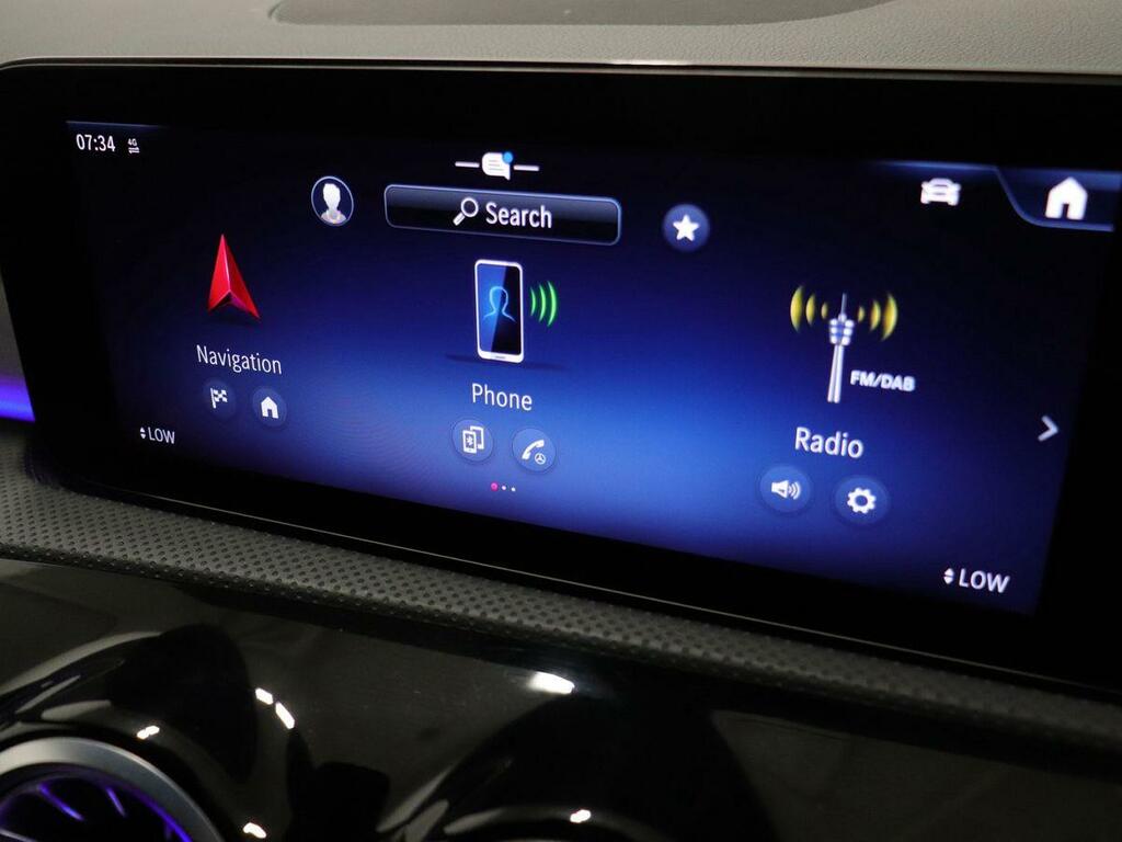 Mercedes-Benz CLA Class Mercedes-benz Cla Coupe Cla 200 Amg Line Premium P Black #16