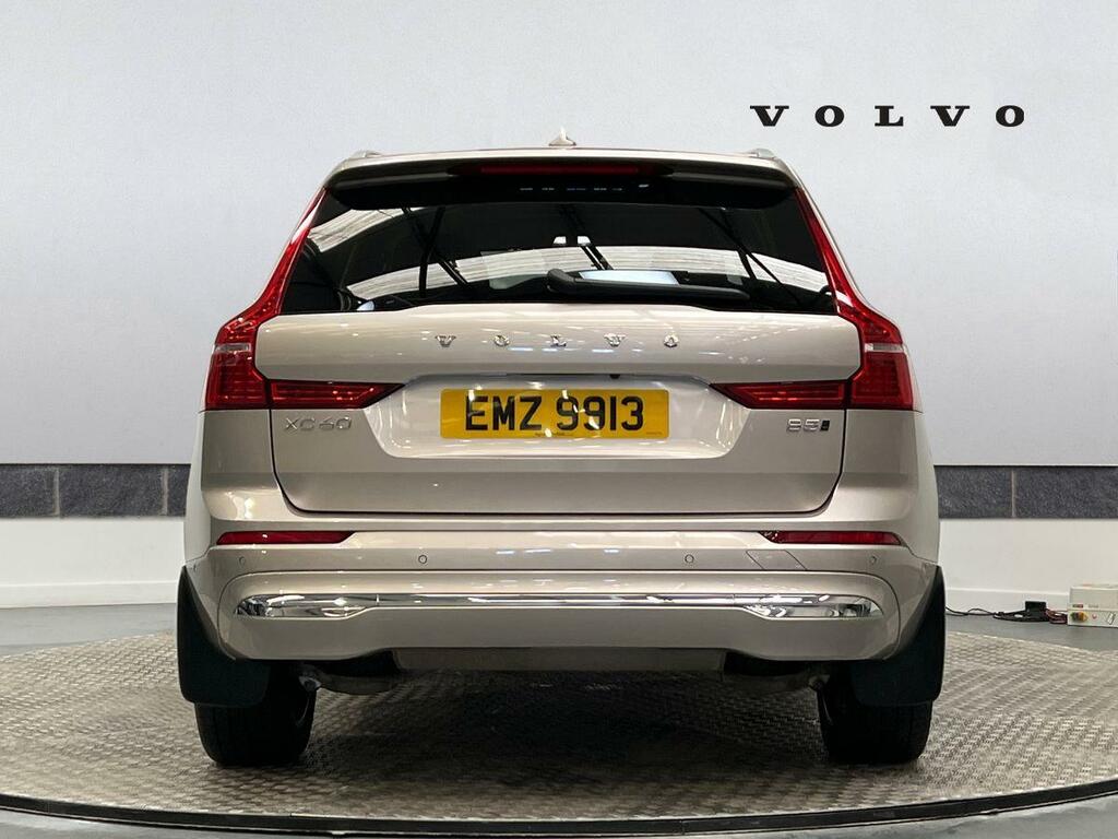 Volvo XC60 2.0H T6 Recharge 18.8Kwh Plus Suv Plug- Grey #7
