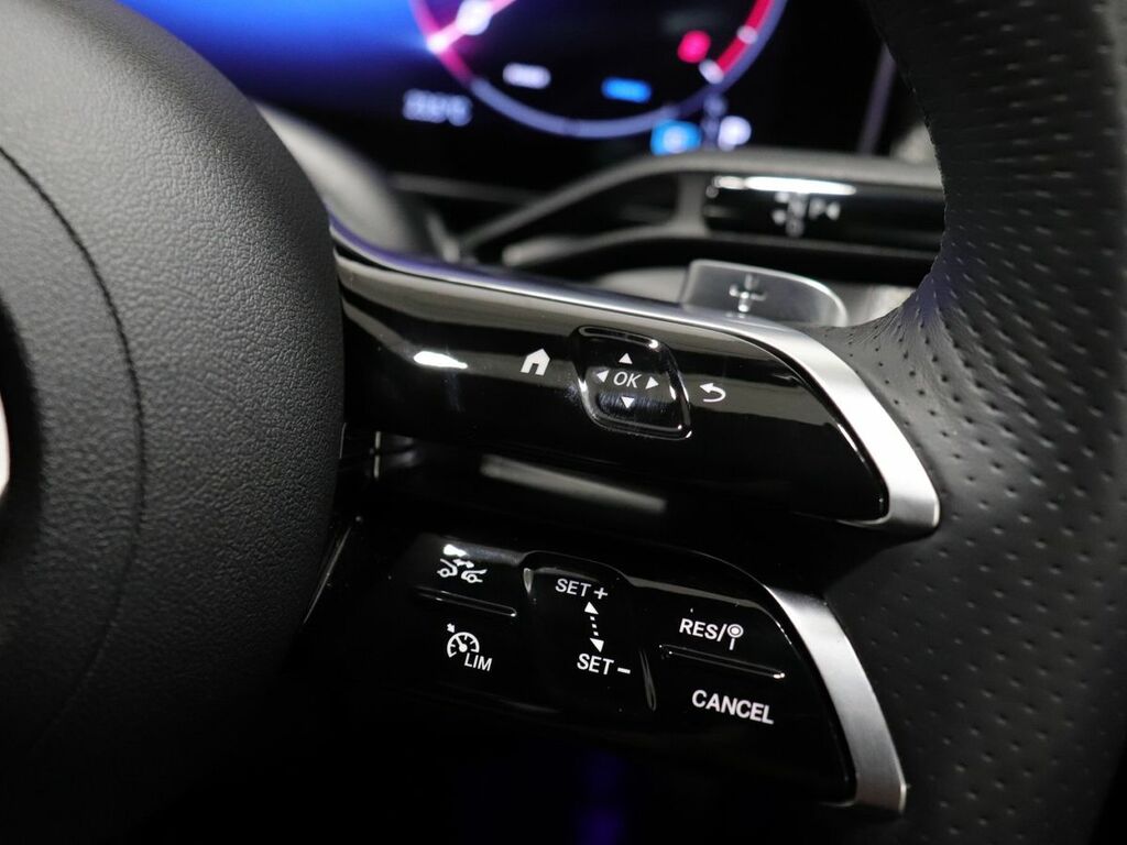 Mercedes-Benz GLC Class 2.0 Glc300h Mhev Amg Line Suv Hybrid G- Blue #39