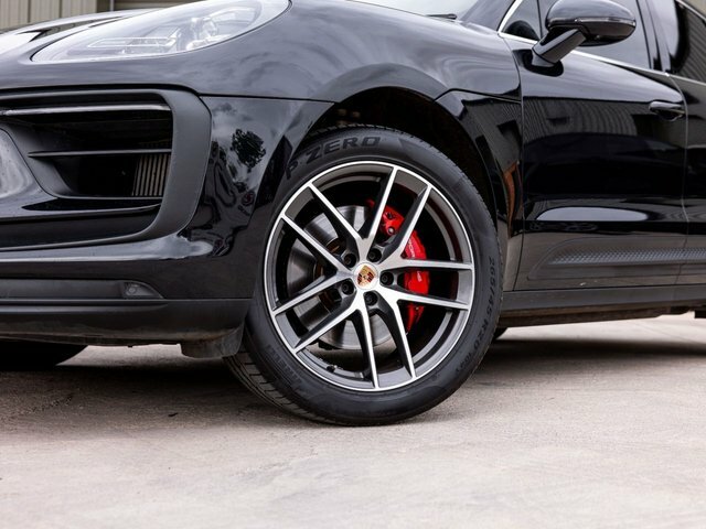 Porsche Macan V6 S Suv Black #5