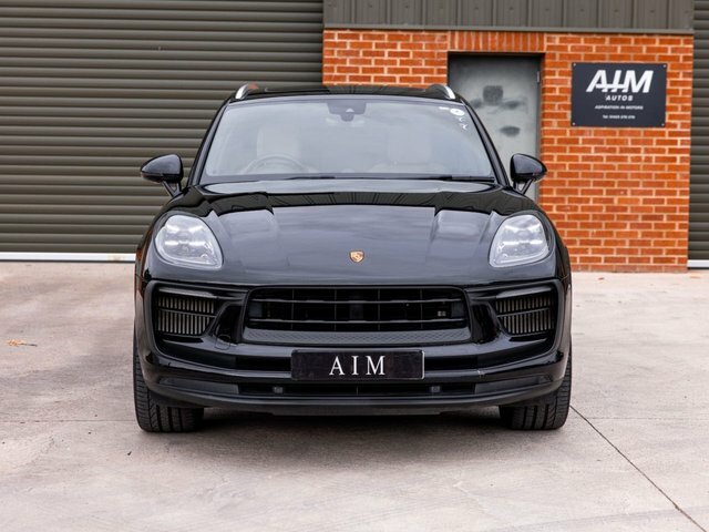 Porsche Macan V6 S Suv Black #4