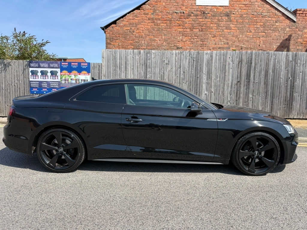 Audi A5 2.0 Tfsi Black Edition Mhev Black #6