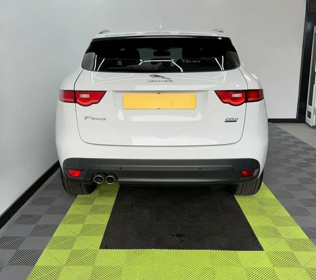 Jaguar F-Pace 2.0 D180 R-sport Suv White #4
