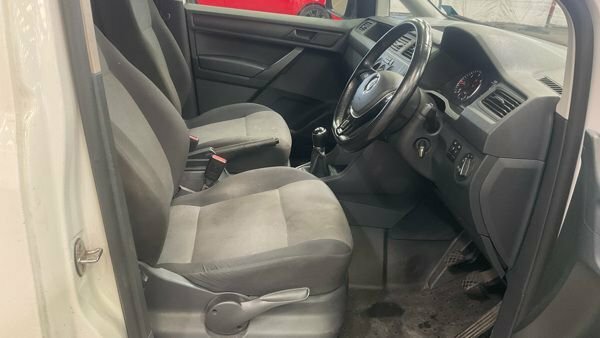 Volkswagen Caddy 2.0 Tdi C20 Startline White #4