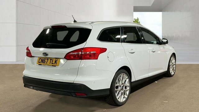 Ford Focus 1.5 Tdci Titanium X White #4