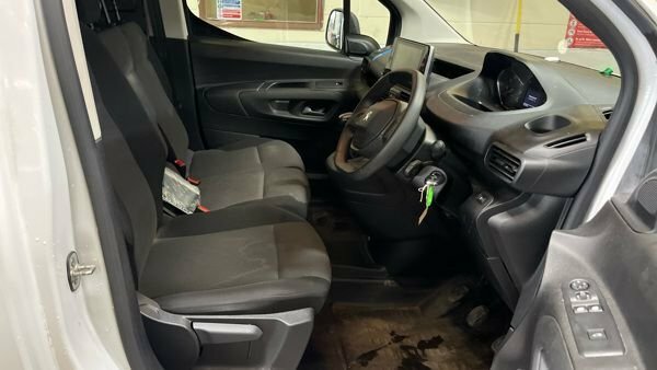 Peugeot Partner 1.5 Bluehdi 1000 Professional White #4