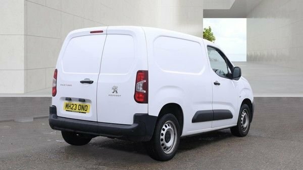 Peugeot Partner 1.5 Bluehdi 1000 Professional White #2