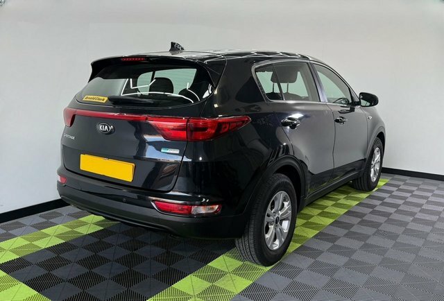 Kia Sportage 1.7 Crdi 1 Suv Black #2