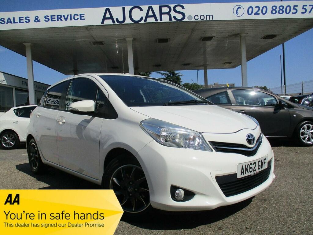 Toyota Yaris 1.0 Vvt-i Edition White