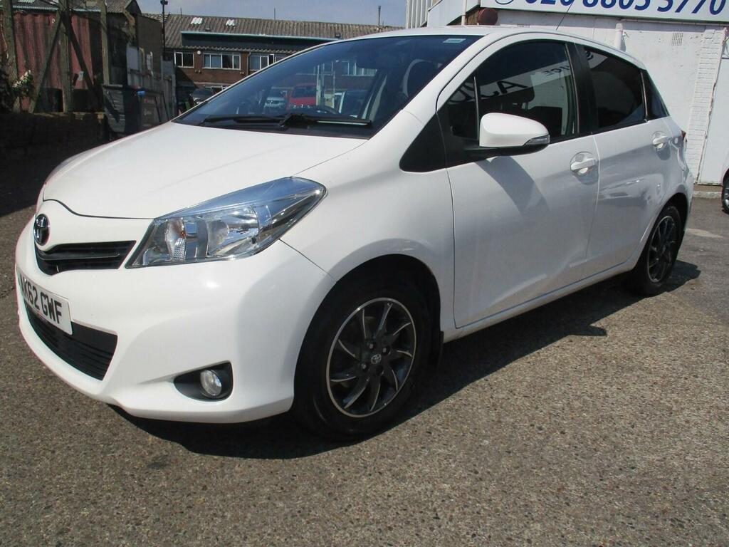 Toyota Yaris 1.0 Vvt-i Edition White #5