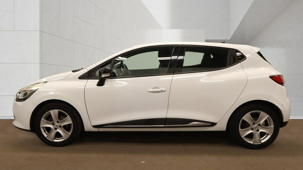 Renault Clio 1.2 16V Dynamique Medianav White #6