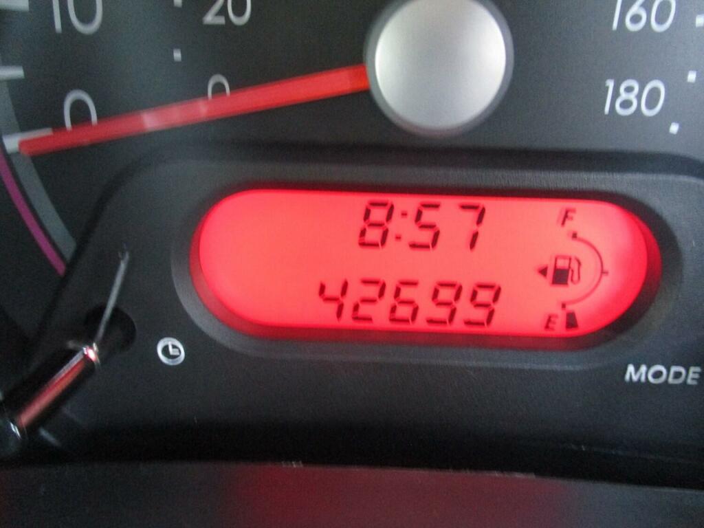 Nissan Pixo 1.0 Visia Hatchback Euro 5 68 P Black #15