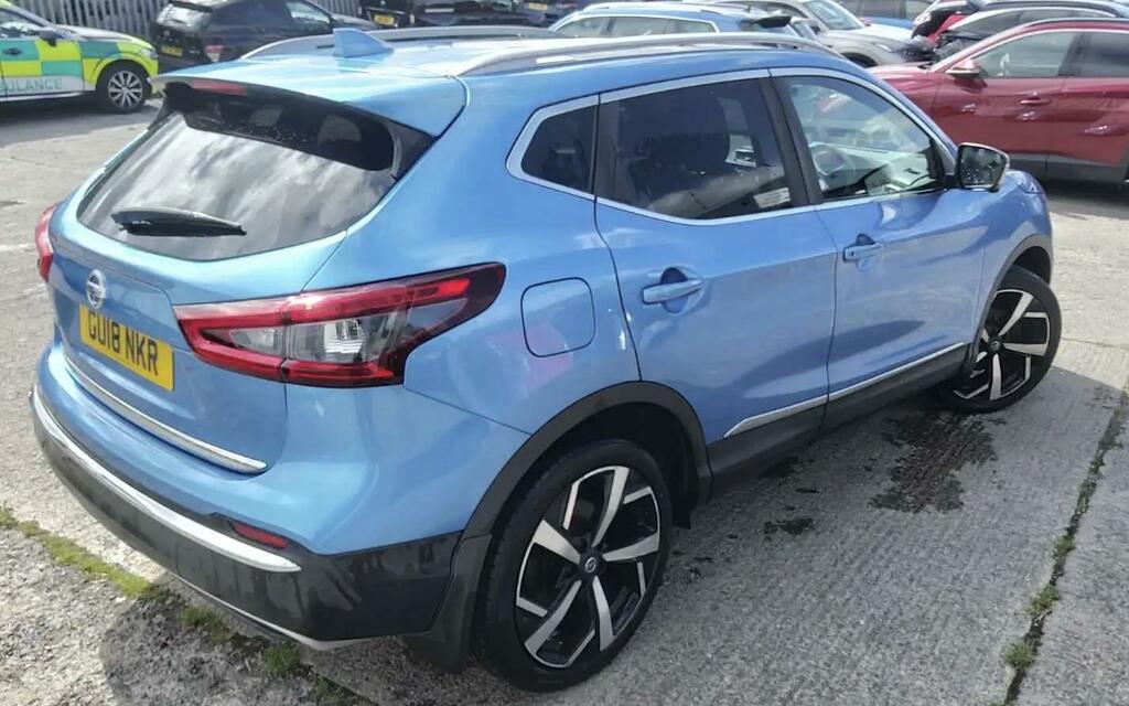 Nissan Qashqai Acenta Blue #2