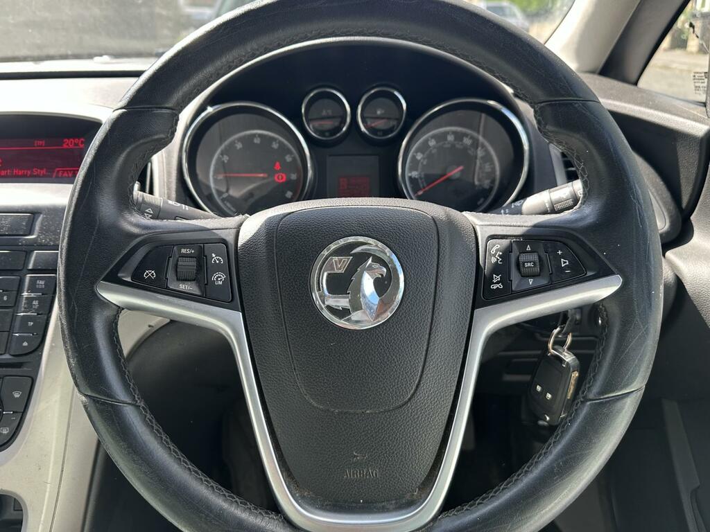 Vauxhall Astra 1.4 16V Sri Euro 5 Black #12