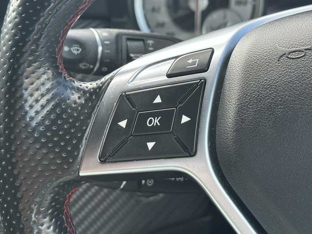 Mercedes-Benz A Class A180 Sport Edition Red #9