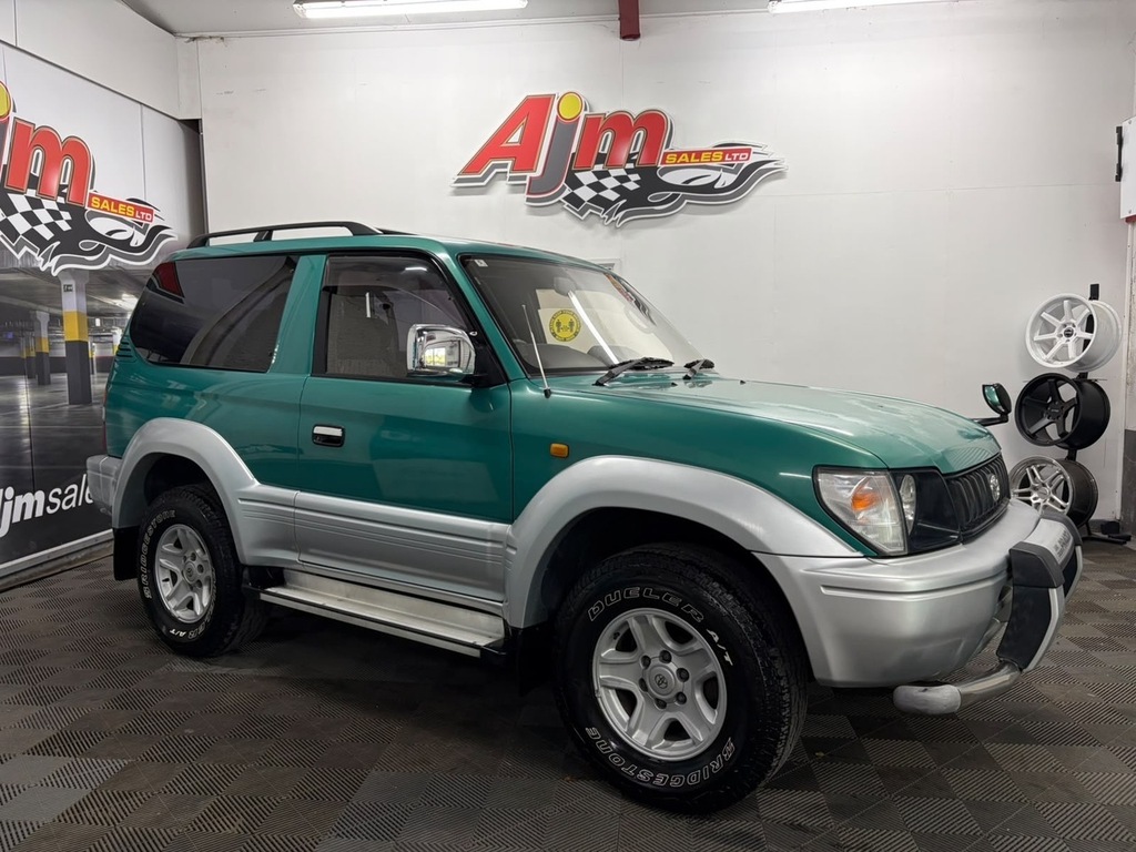 Toyota Land Cruiser Prada U874 Green