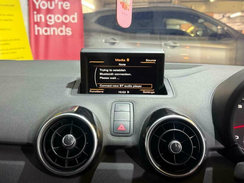 Audi A1 2010 1.4 Tfsi S Line S Tronic Euro 5 Ss Grey #24
