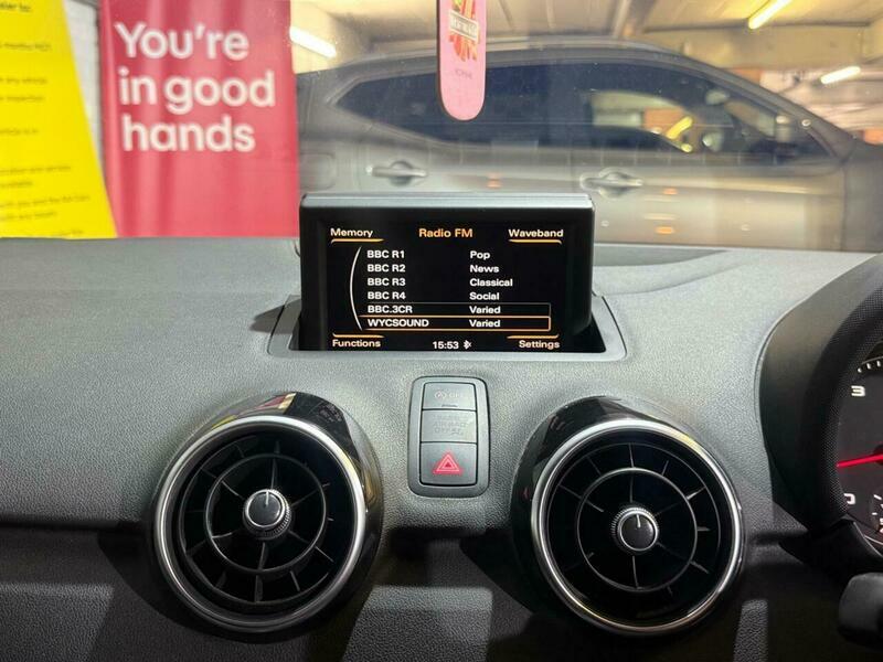 Audi A1 2010 1.4 Tfsi S Line S Tronic Euro 5 Ss Grey #25