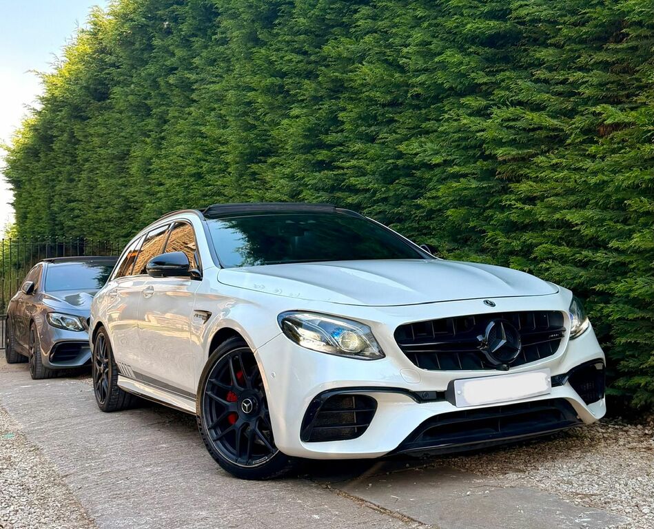 Mercedes-Benz E Class 4.0 E63 V8 Biturbo Amg S Premium Estate Petr White #2
