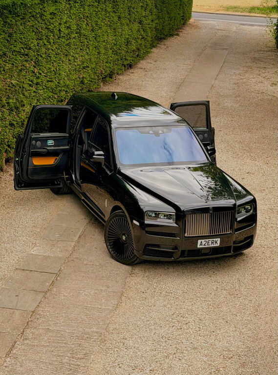 Rolls-Royce Cullinan 6.75 V12 Suv 4Wd Euro 6 563 Bhp Black
