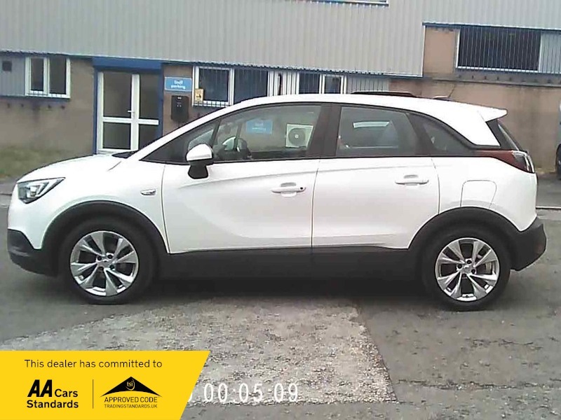 Vauxhall Crossland X Se White