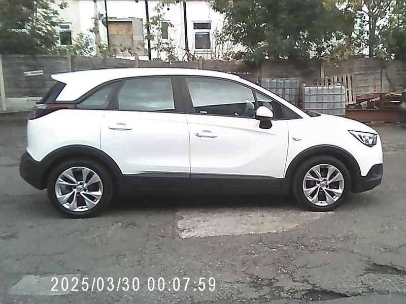 Vauxhall Crossland X Se White #3