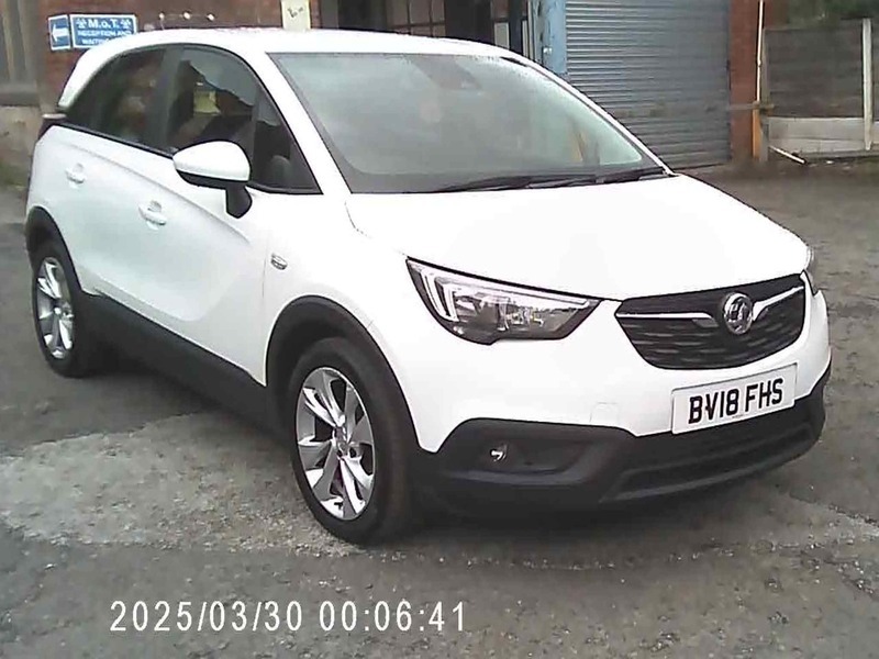 Vauxhall Crossland X Se White #2