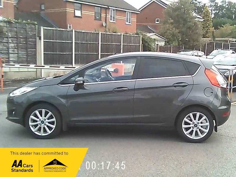Ford Fiesta Titanium Grey