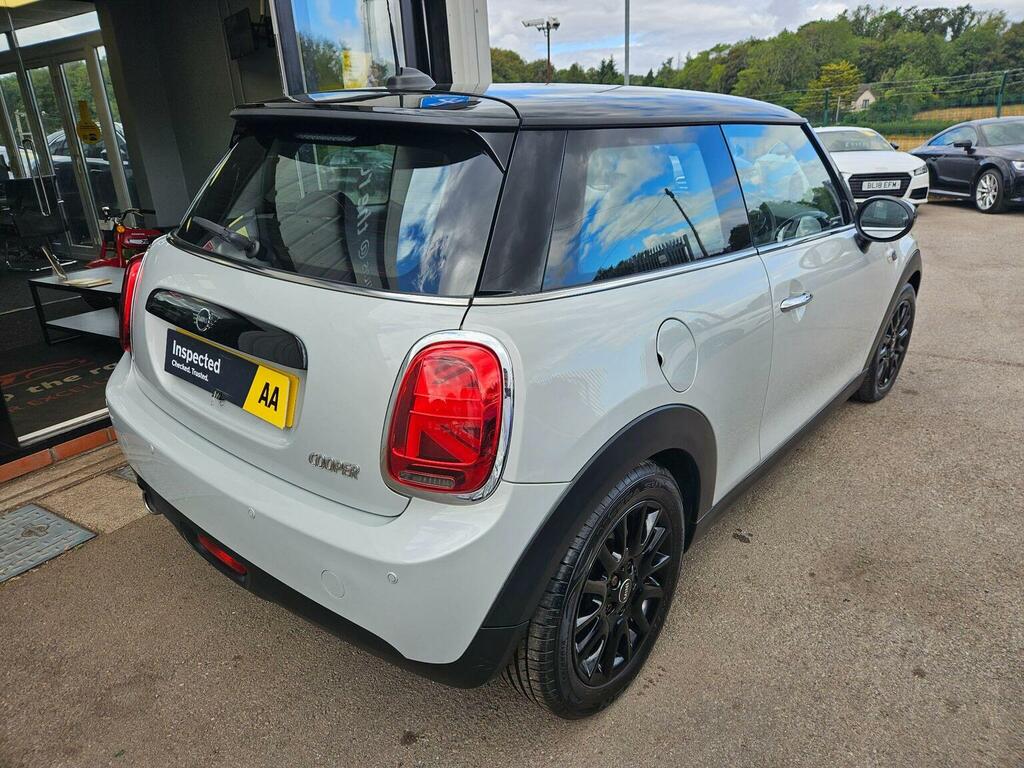 Mini Hatch Hatchback 1.5 Cooper Classic Euro 6 Ss 202 CA21NDX Silver #6