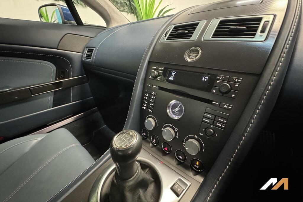 Aston Martin Vantage 4.3 V8 Coupe Euro 4 380 Bhp Silver #36
