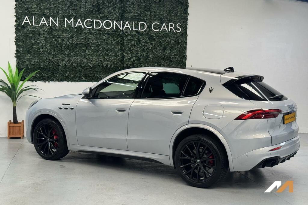 Maserati Grecale Maserati Grecale V6 Trofeo Estate White #26