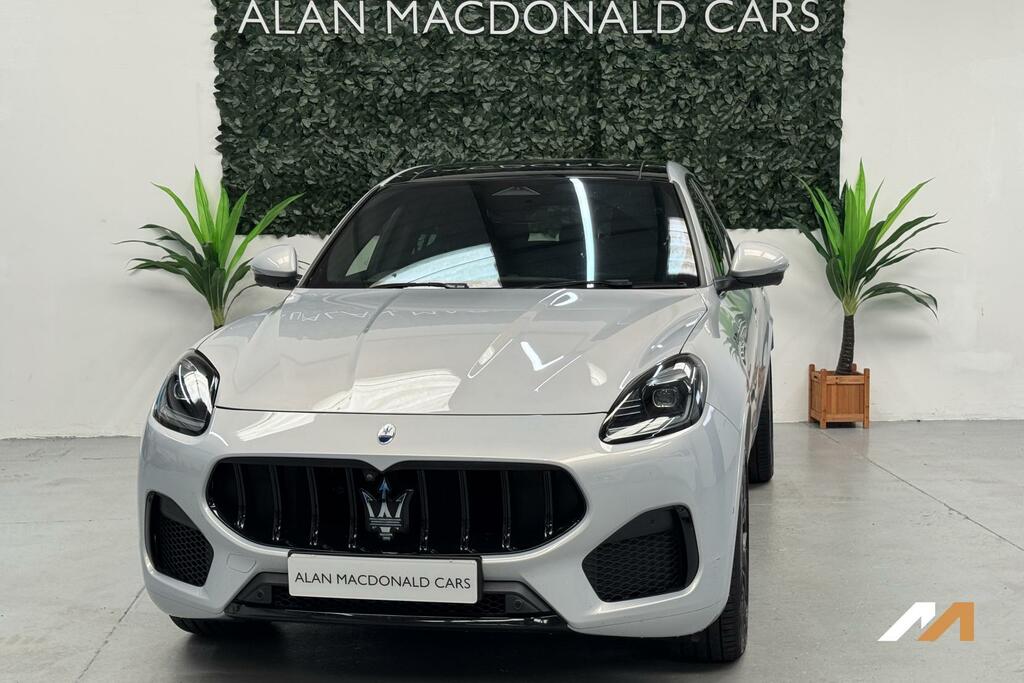 Maserati Grecale Maserati Grecale V6 Trofeo Estate White #7