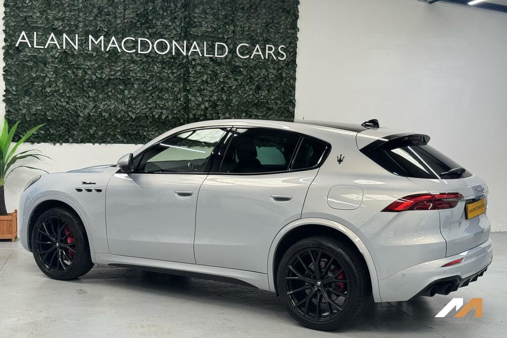 Maserati Grecale Maserati Grecale V6 Trofeo Estate White #29